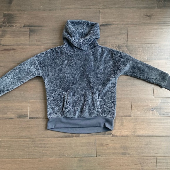 Mondetta fluffy grey cowl neck sweater - Picture 1 of 4